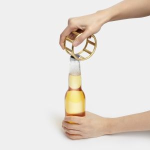 UMBRA Отварачка за бутилки “ROLL“ - цвят месинг