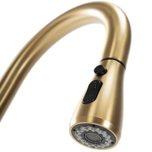 Златен матиран смесител за кухненска мивка REA MILD BRUSHED GOLD с изтеглящ се чучур с 2 функции