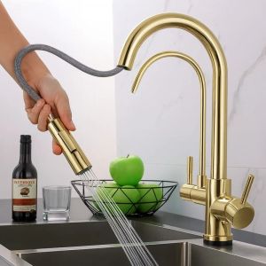 Златен смесител за кухненска мивка REA ECO FRESH GOLD с изтеглящ се 2-функционален чучур и с кранове за питейна вода и вода за миене