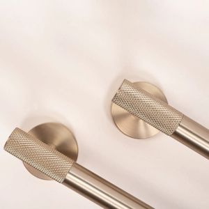 Матиран златен хавлийник за баня REA MODERN BRUSH GOLD 60 см 6603